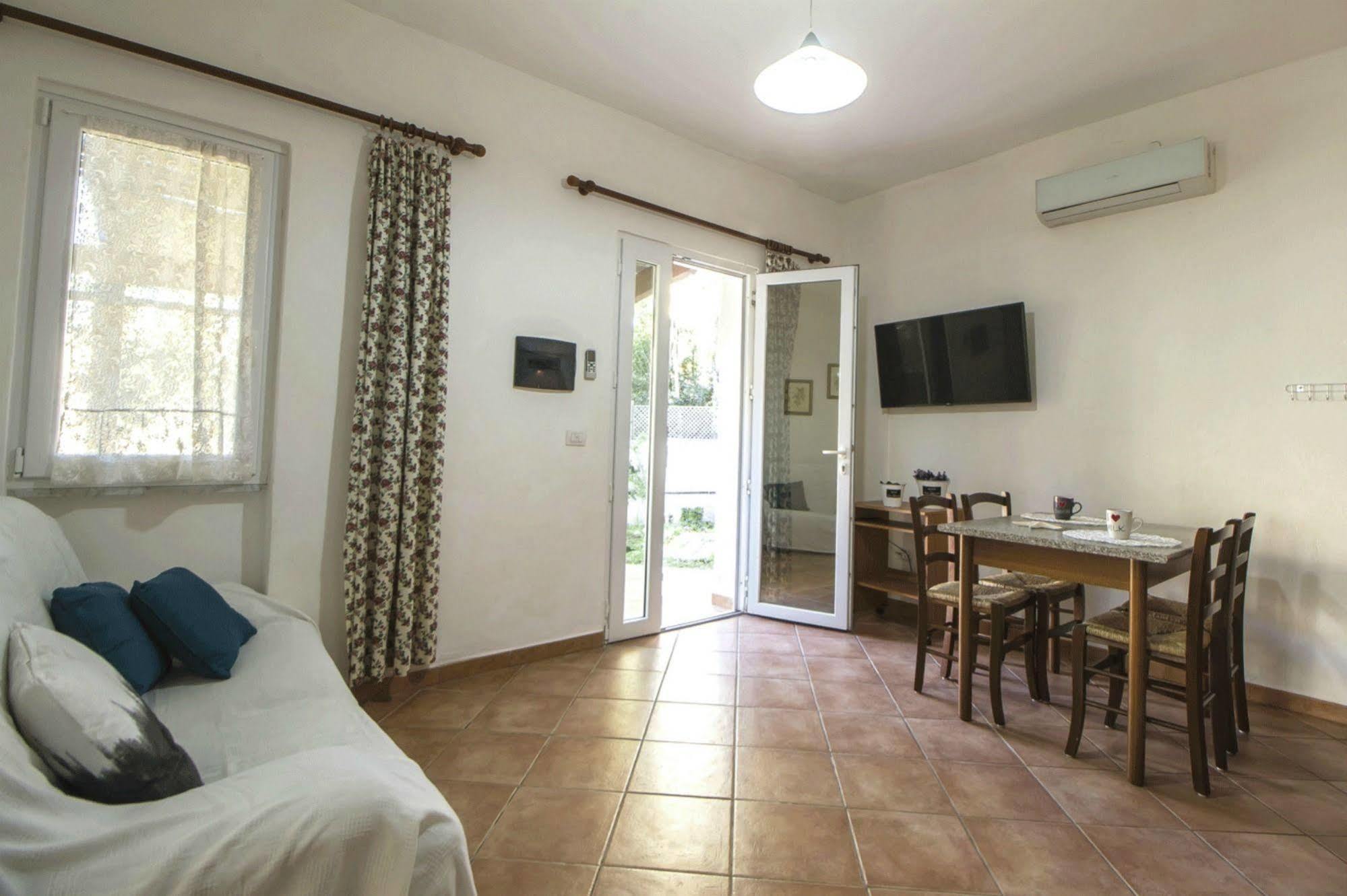 Casa Vacanze Cau - Viale Europa Alghero Esterno foto