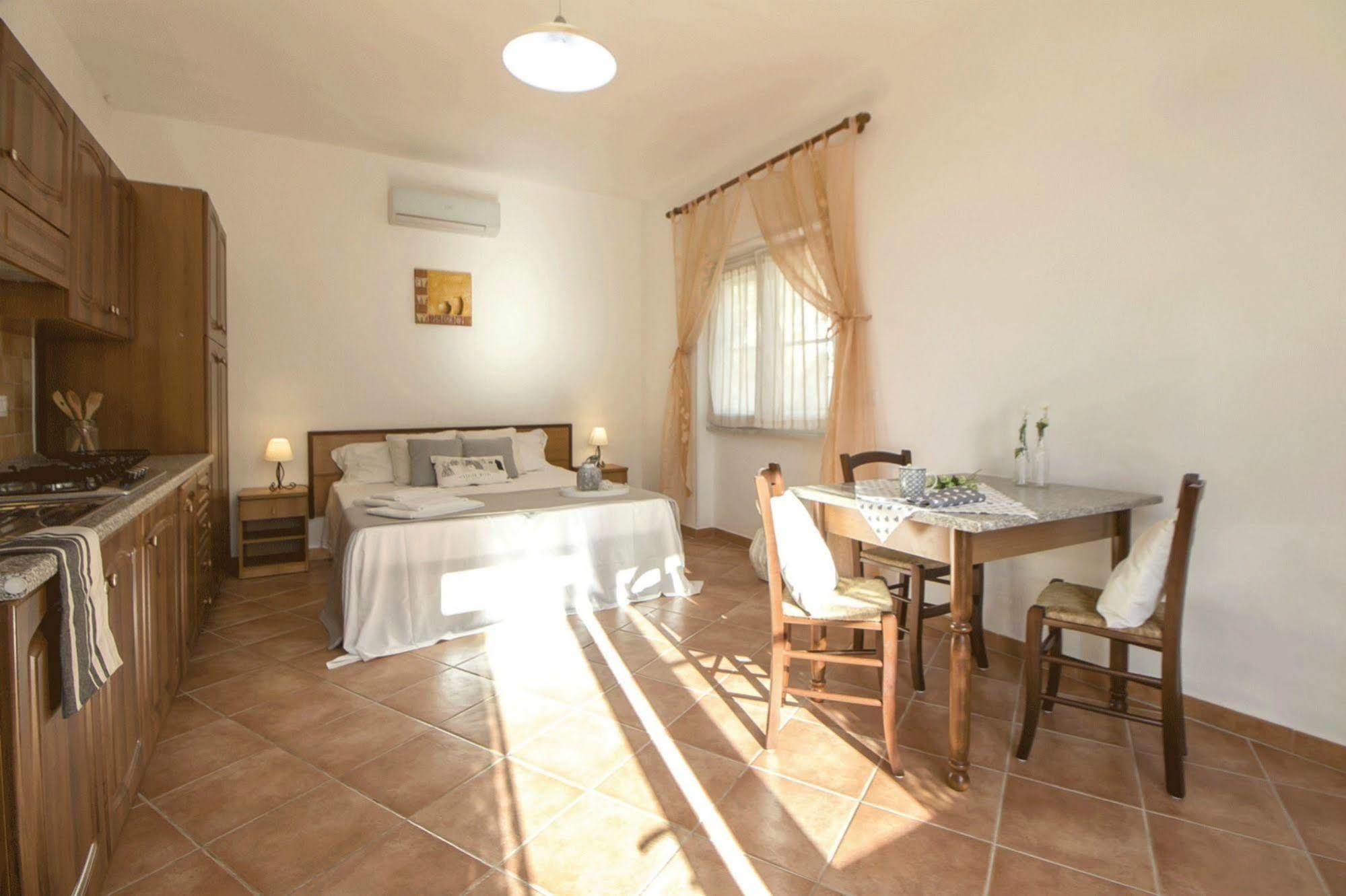 Casa Vacanze Cau - Viale Europa Alghero Esterno foto